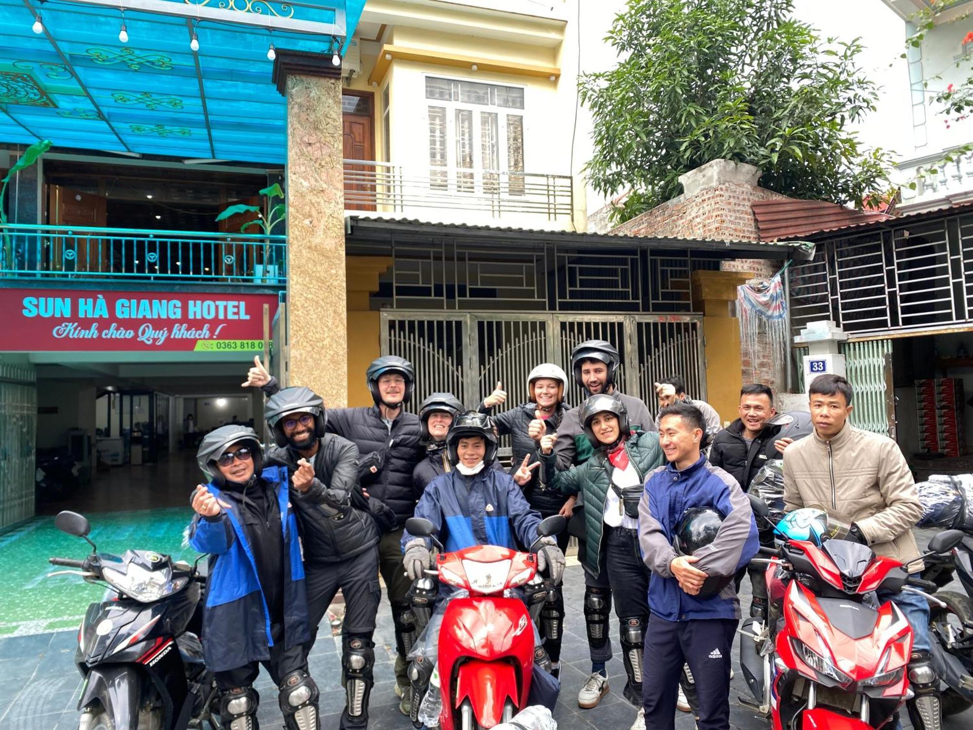 Sun Ha Giang Hotel-Tours-Motorbike Rental 외부 사진